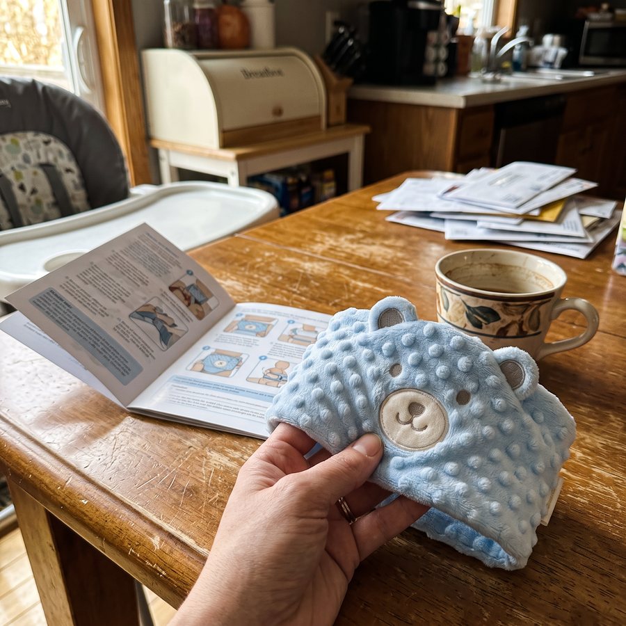 Customer photo of the Hushfern Sootheling colic relief belly band, submitted by Michelle D.